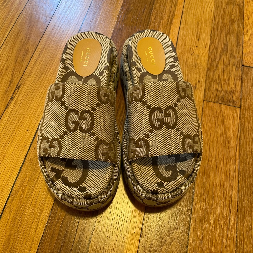 Brand new Gucci slides